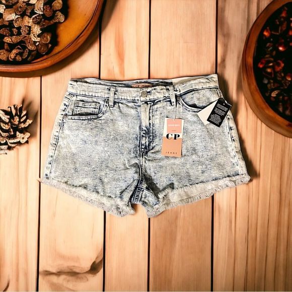 Pants - CP High-Rise Short Acid Washed Cut Off